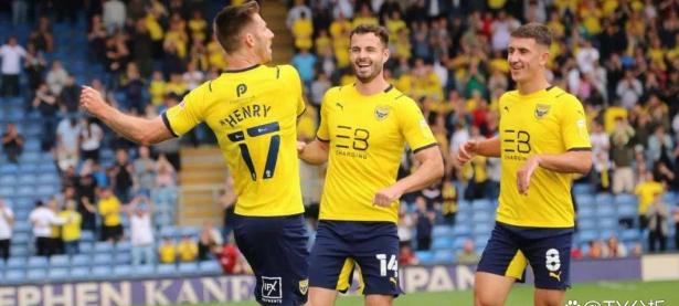 九游app下载地址-利兹联客场反超对手，夺得关键胜利